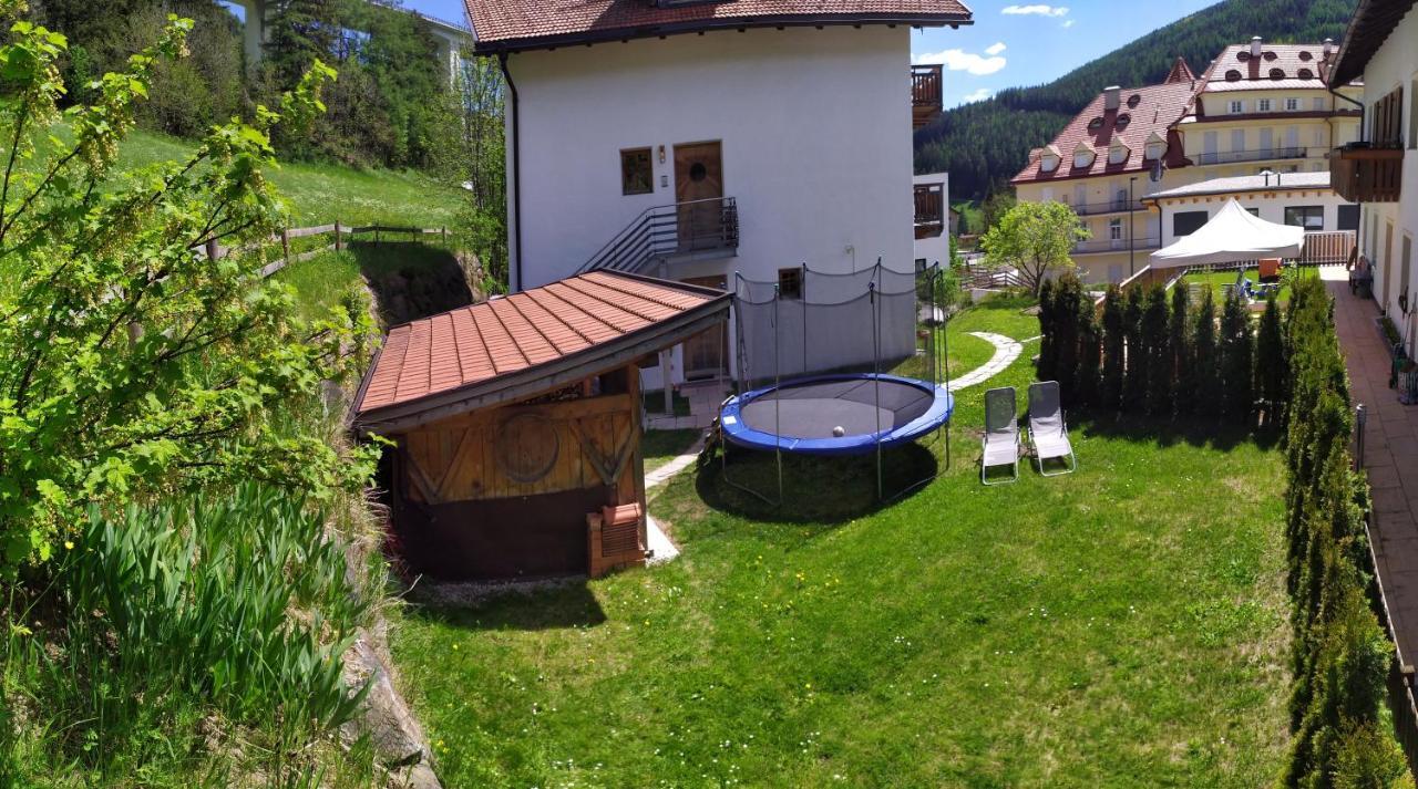 Apartments Ban Guggugg Colle Isarco Dış mekan fotoğraf